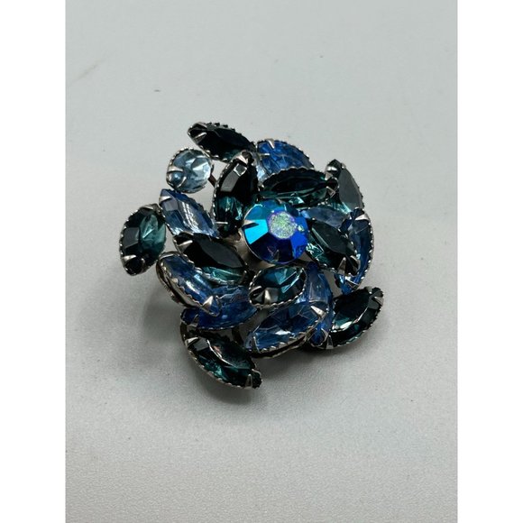 Vintage Layered Rhinestones Brooch Dark Blue Glass Stone Silver Tone Setting - Picture 6 of 9